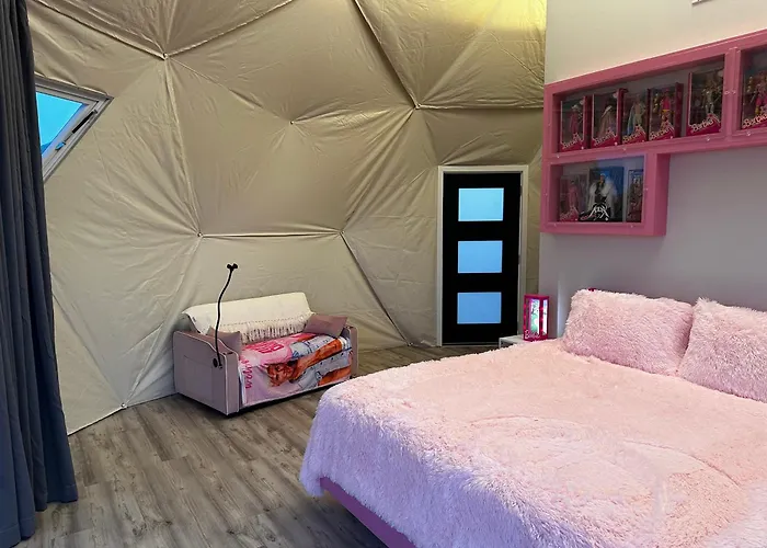 Nude Glamping Dome Farm stay Willcox