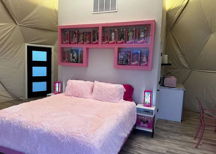 Nude Glamping Dome Farm stay